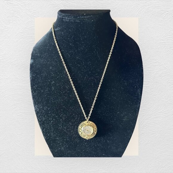 Vintage Caravelle‎ Necklace Watch with Chain - Picture 2 of 3